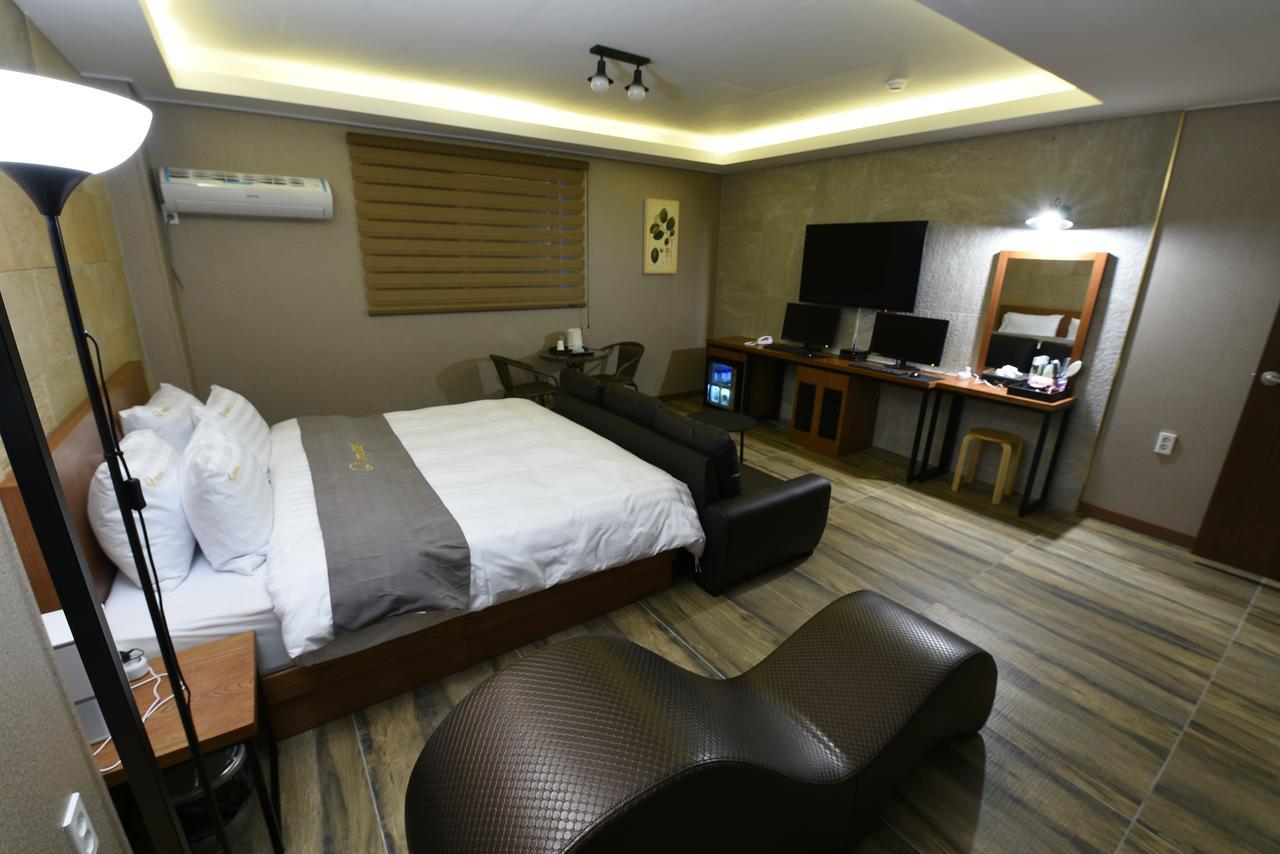 Jecheon Q Motel Exterior photo